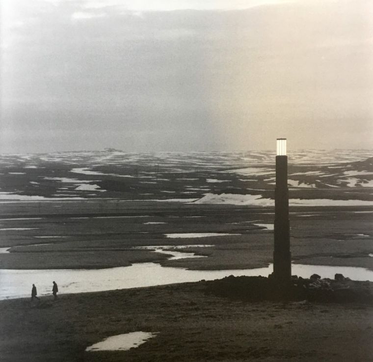 Claudio Parmiggiani, 1943, Íslandsvitinn, 2000, við Sandskeið.