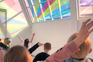 Let's Play Art: Light and colour – family program