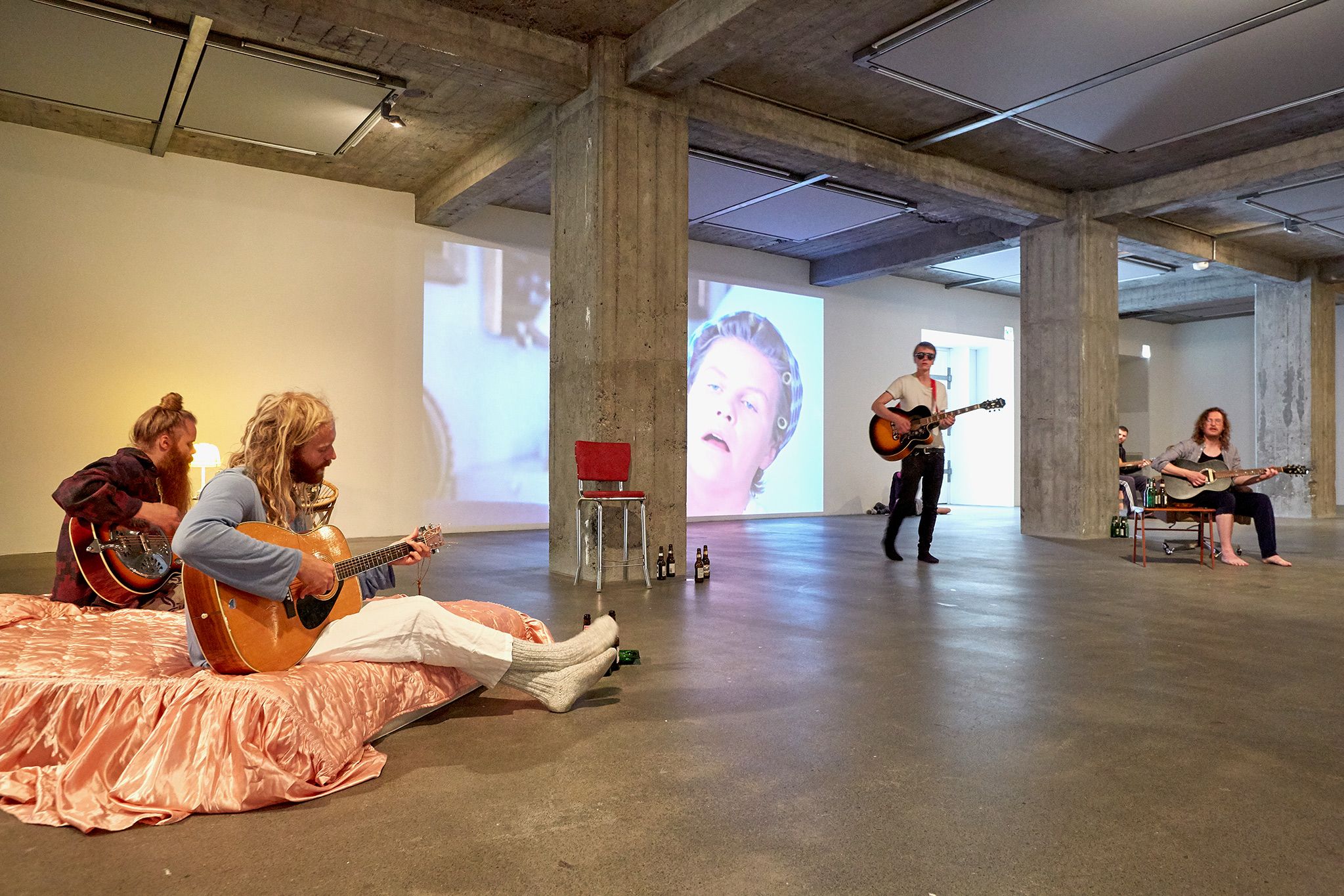 Ragnar Kjartansson: Take Me Here by the Dishwasher - Memorial for a Marriage.